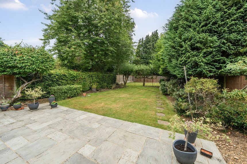 for sale bay tree walk london 34365 - Gibbs Gillespie