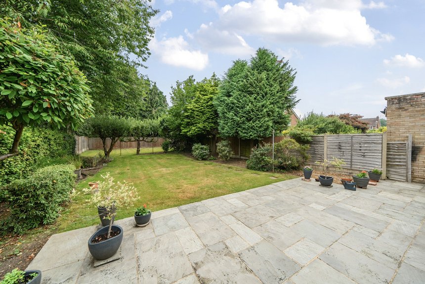 for sale bay tree walk london 34365 - Gibbs Gillespie