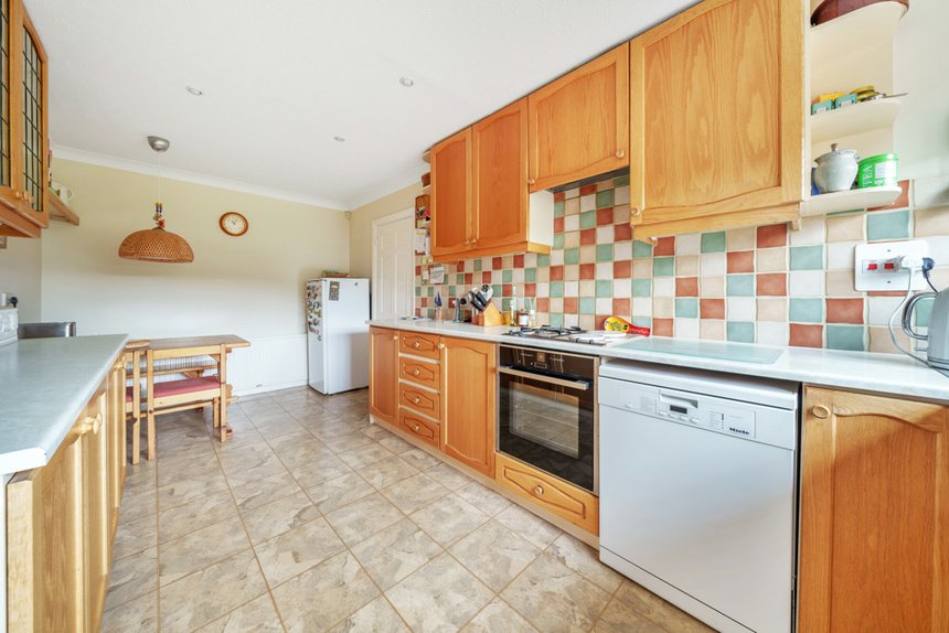 for sale moreland drive london 34368 - Gibbs Gillespie