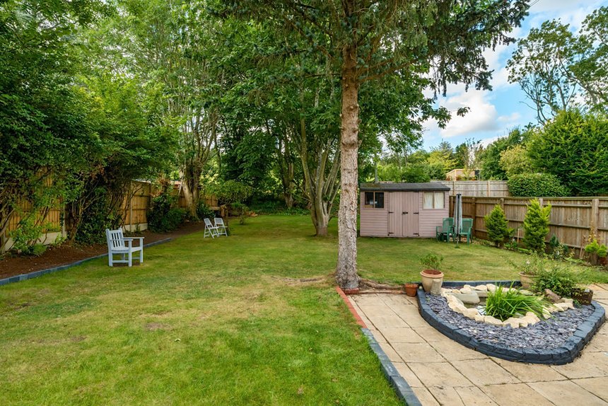 for sale dibden hill london 34373 - Gibbs Gillespie