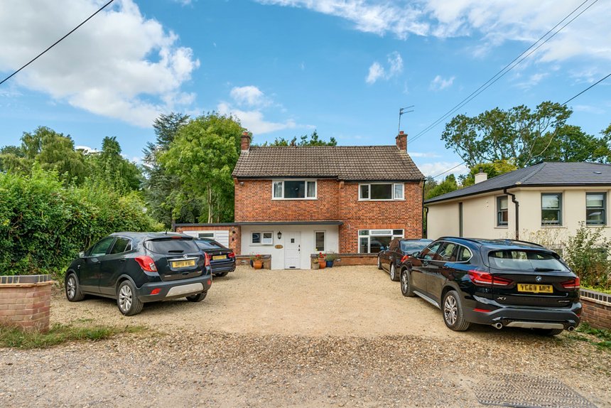 for sale dibden hill london 34373 - Gibbs Gillespie