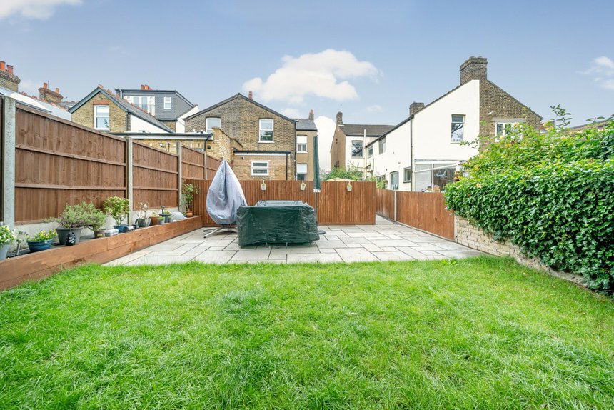 under offer belmont road london 34382 - Gibbs Gillespie