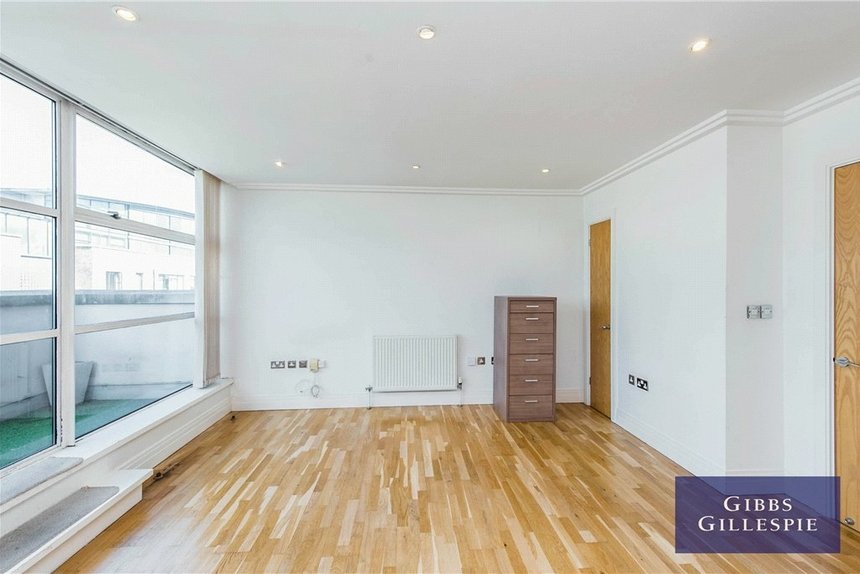 for sale ferry lane london 34383 - Gibbs Gillespie