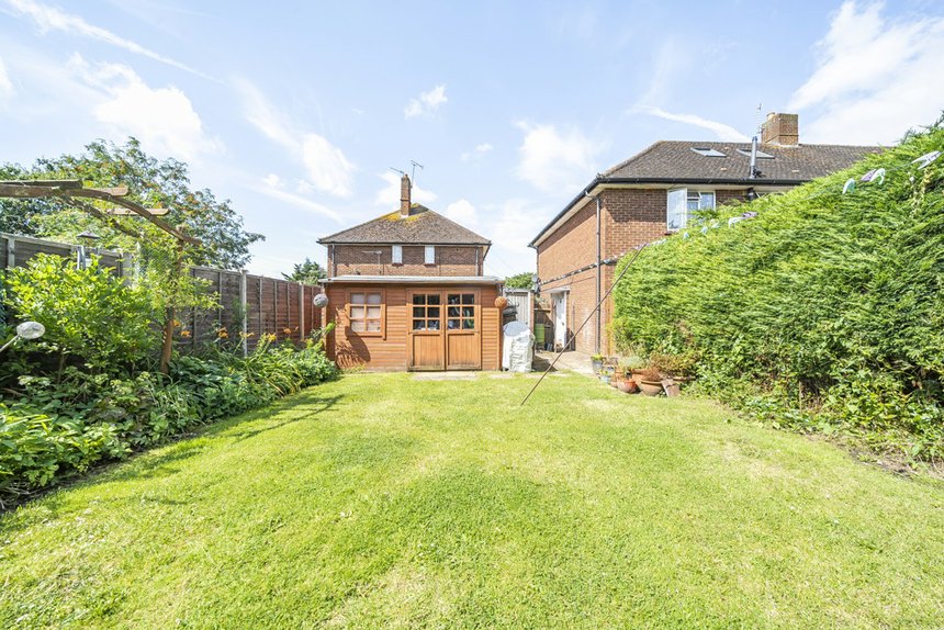 for sale bramble close london 34387 - Gibbs Gillespie