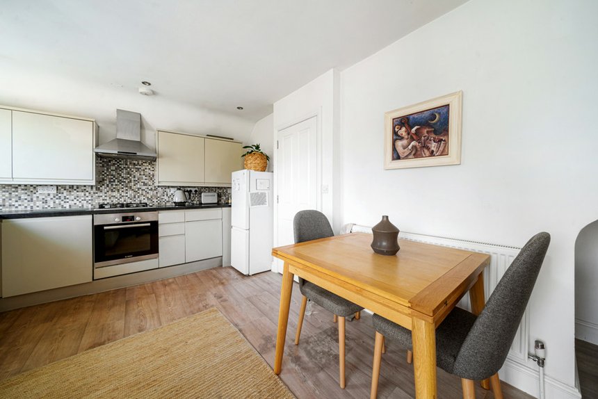 for sale warwick road london 34398 - Gibbs Gillespie