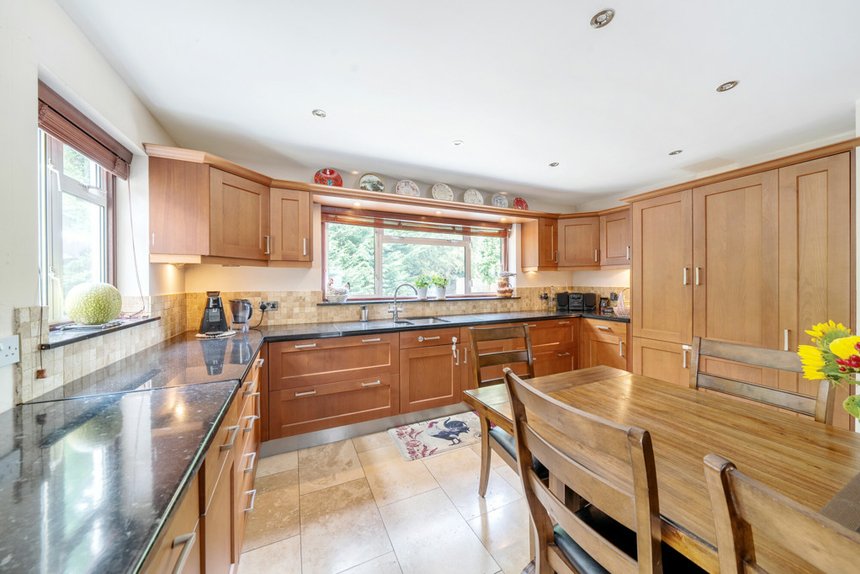 for sale frays avenue london 34406 - Gibbs Gillespie