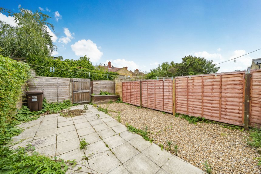 under offer mafeking avenue london 34411 - Gibbs Gillespie