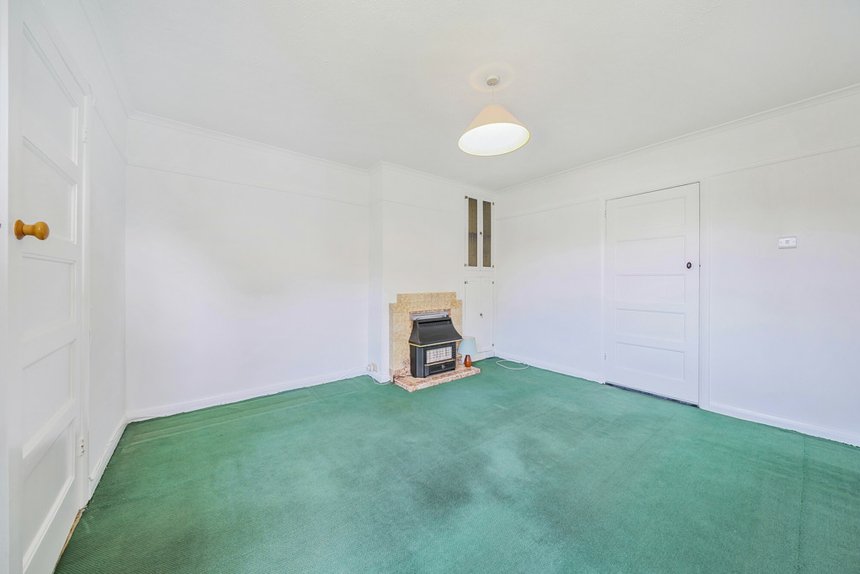 under offer beechwood avenue london 34413 - Gibbs Gillespie