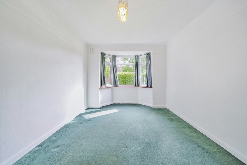 under offer beechwood avenue london 34413 - Gibbs Gillespie