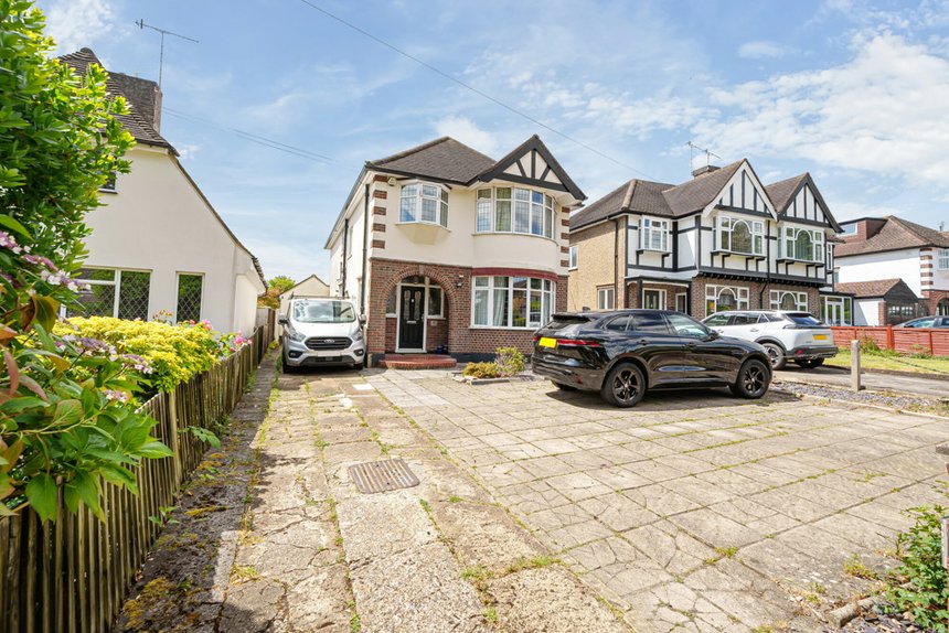 for sale ridge lane london 34429 - Gibbs Gillespie