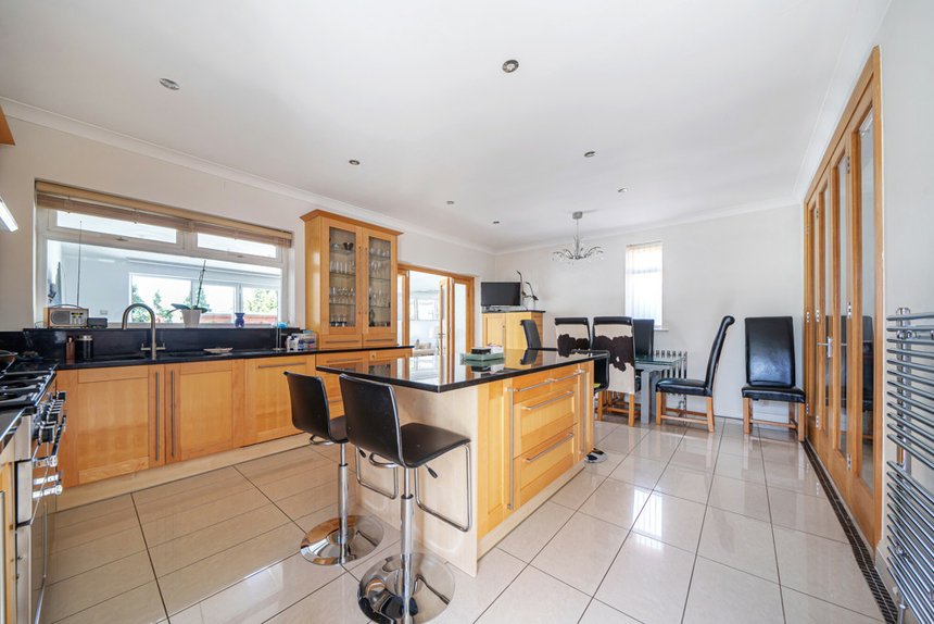 for sale ridge lane london 34429 - Gibbs Gillespie