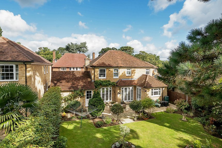 for sale harwood drive london 34450 - Gibbs Gillespie