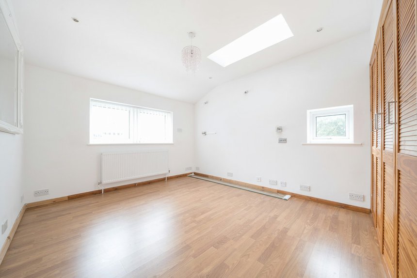 for sale lyneham walk london 34451 - Gibbs Gillespie