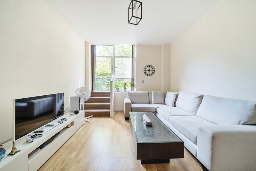 for sale great west road london 34457 - Gibbs Gillespie