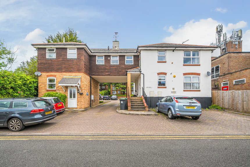 for sale rectory road london 34474 - Gibbs Gillespie