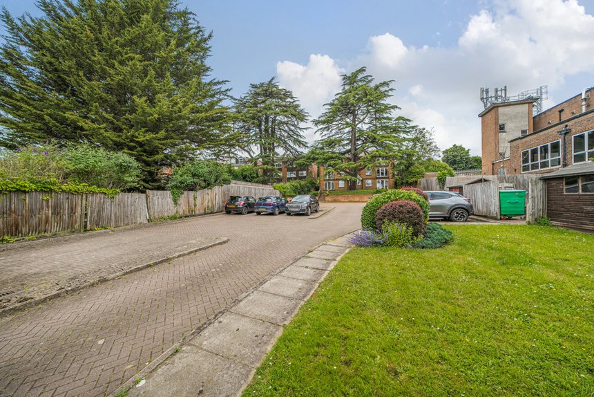 for sale rectory road london 34474 - Gibbs Gillespie