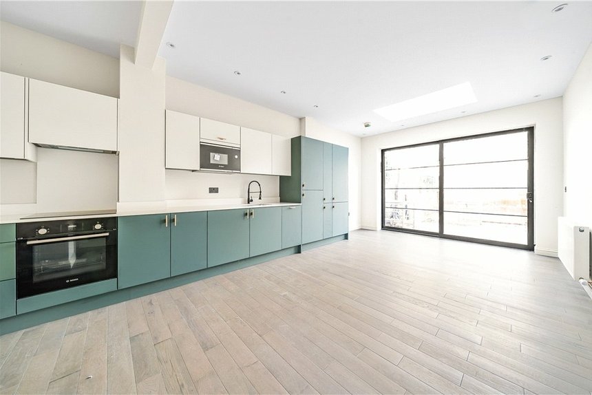 under offer hastings road london 34485 - Gibbs Gillespie