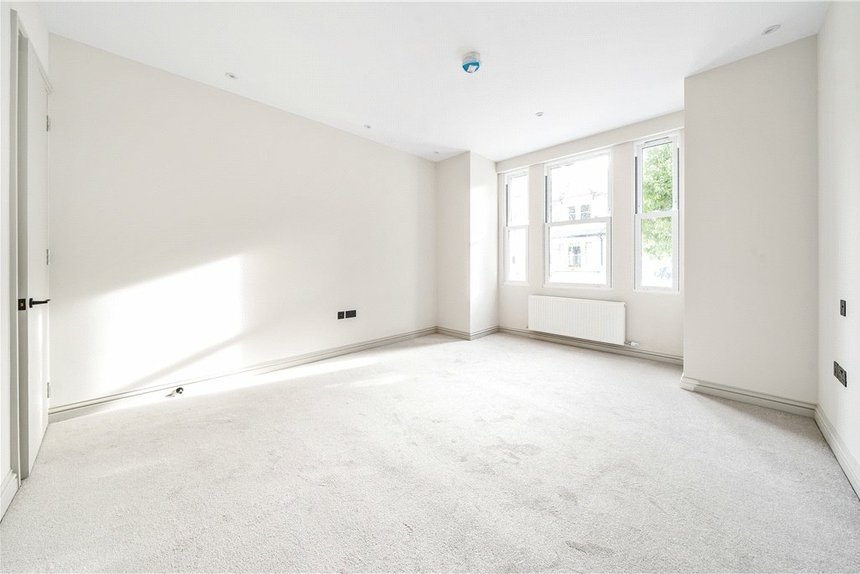 under offer hastings road london 34485 - Gibbs Gillespie