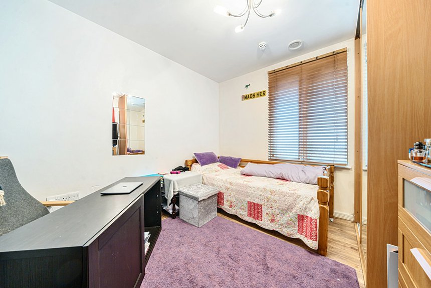 for sale drayton green road london 34497 - Gibbs Gillespie