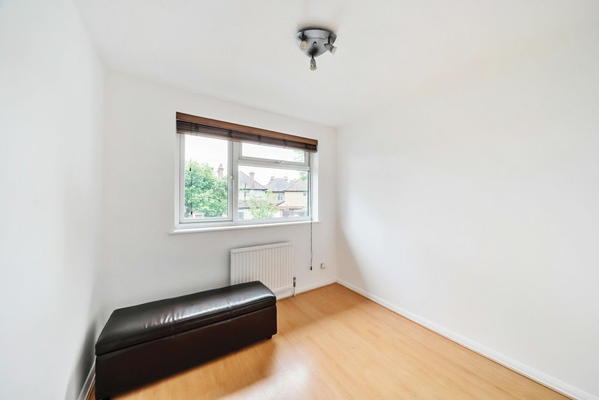 under offer turks close london 34499 - Gibbs Gillespie