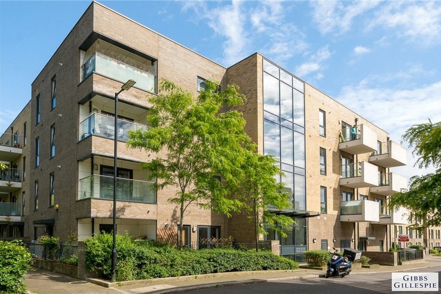 for sale calla court london 34501 - Gibbs Gillespie