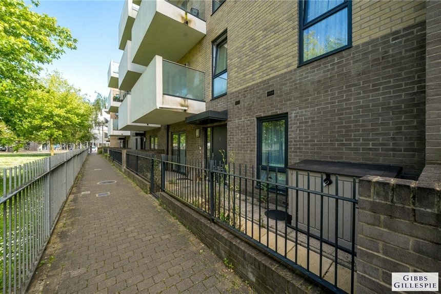 for sale calla court london 34501 - Gibbs Gillespie