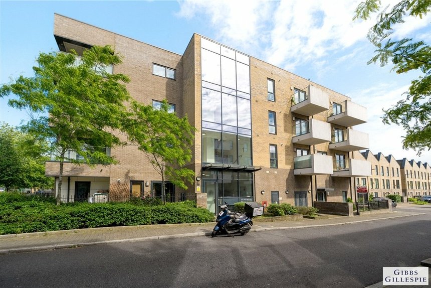 for sale calla court london 34501 - Gibbs Gillespie