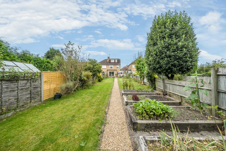 for sale winton crescent london 34504 - Gibbs Gillespie