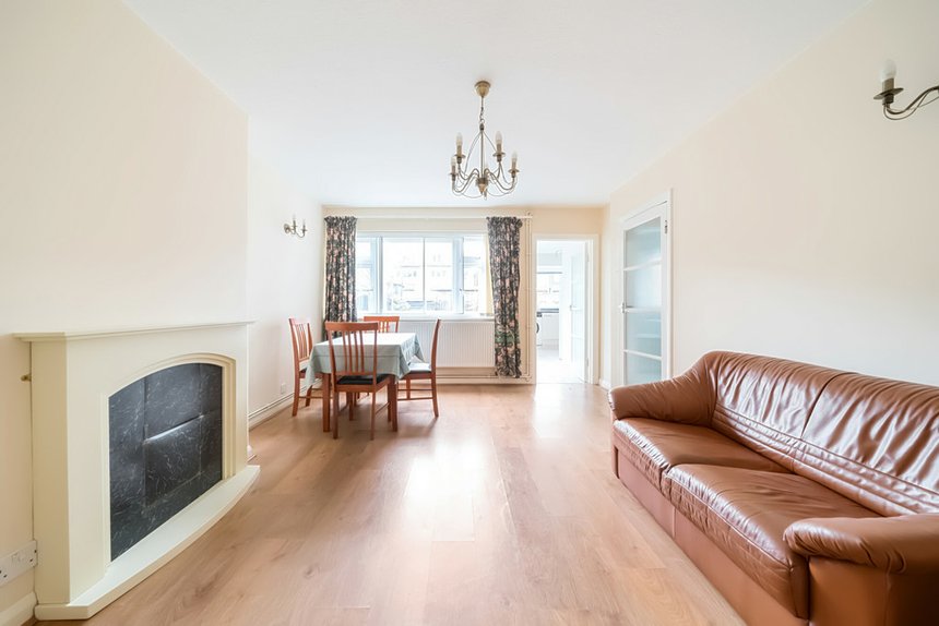 under offer grange road london 34509 - Gibbs Gillespie