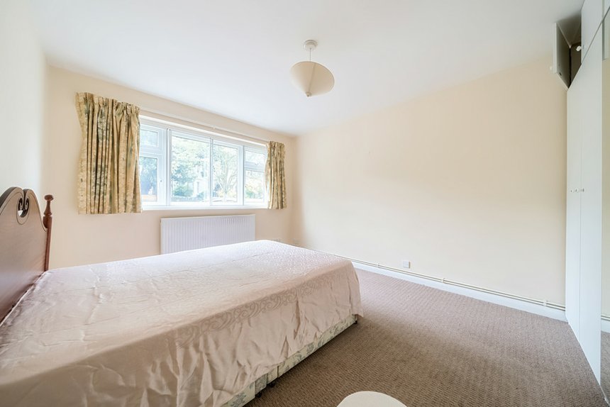 under offer grange road london 34509 - Gibbs Gillespie