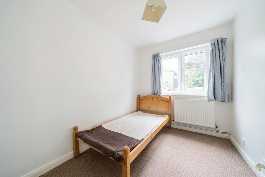 under offer grange road london 34509 - Gibbs Gillespie