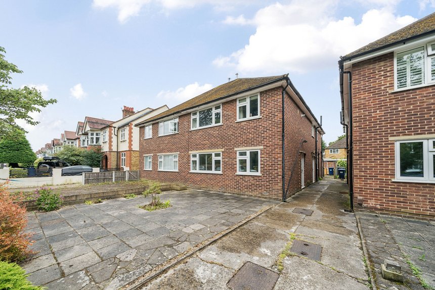 under offer grange road london 34509 - Gibbs Gillespie