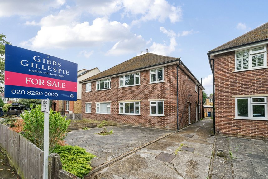 under offer grange road london 34509 - Gibbs Gillespie