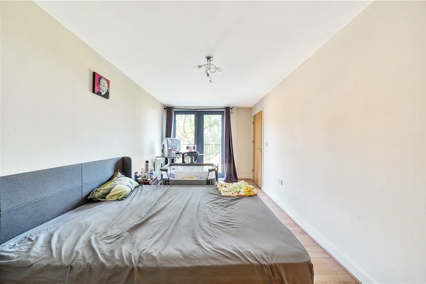 for sale needleman close london 34515 - Gibbs Gillespie