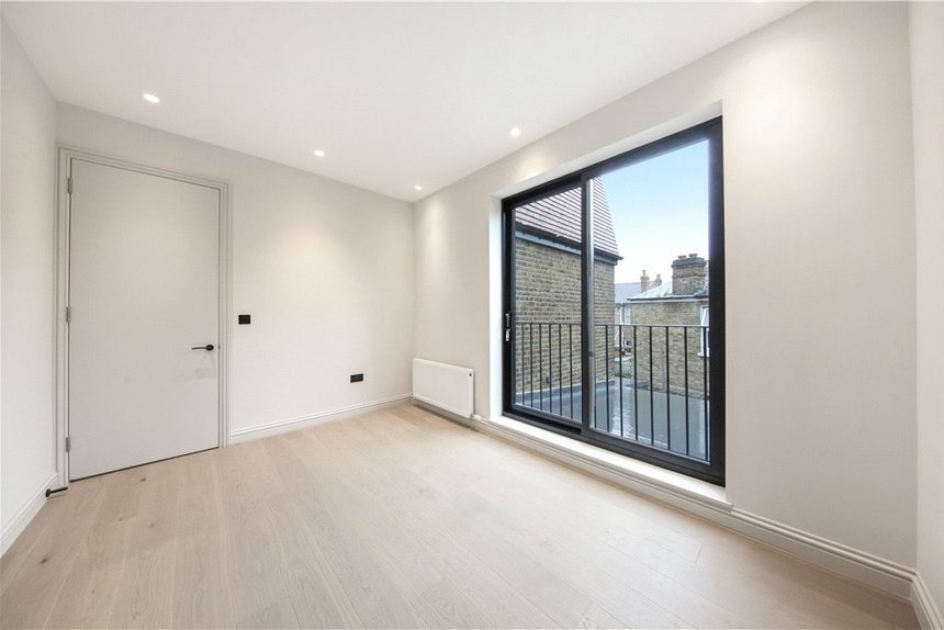 for sale hillcrest road london 34517 - Gibbs Gillespie