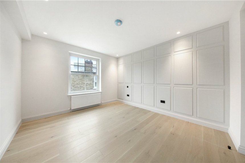 for sale hillcrest road london 34517 - Gibbs Gillespie