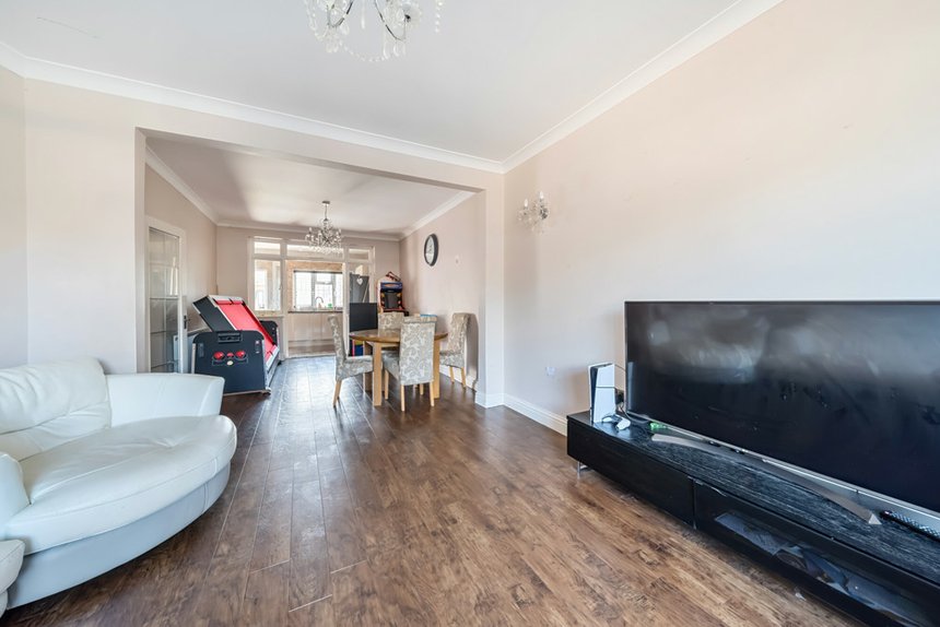 for sale moorfield road london 34525 - Gibbs Gillespie