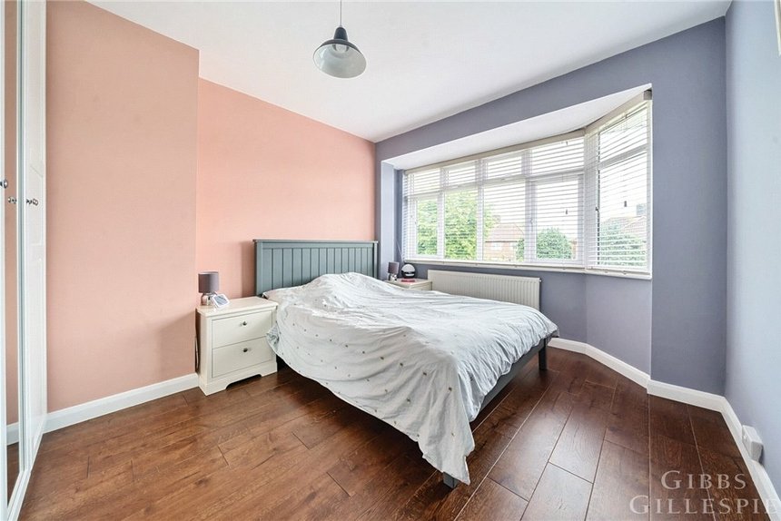 under offer horsenden lane south london 34528 - Gibbs Gillespie