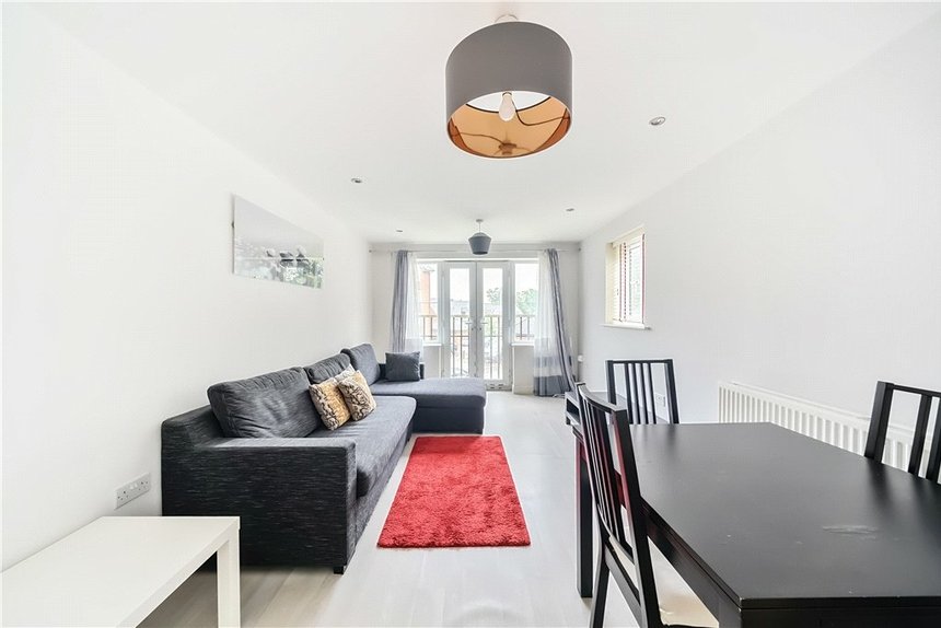 under offer plantation close london 34540 - Gibbs Gillespie