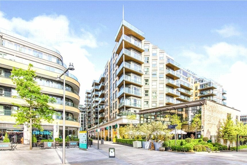 under offer trafalgar house london 34543 - Gibbs Gillespie