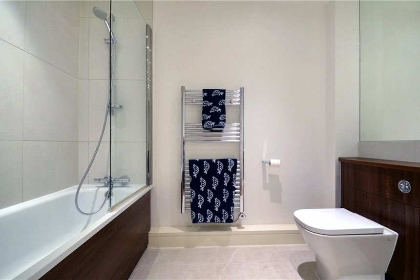 under offer trafalgar house london 34543 - Gibbs Gillespie