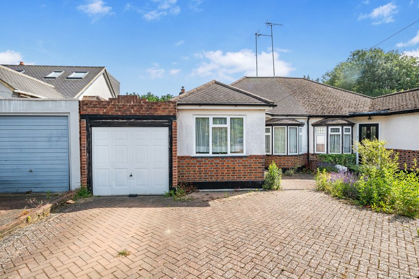 under offer sutton close london 34557 - Gibbs Gillespie