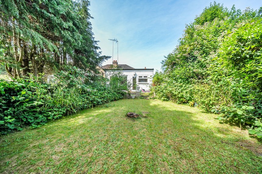 under offer sutton close london 34557 - Gibbs Gillespie