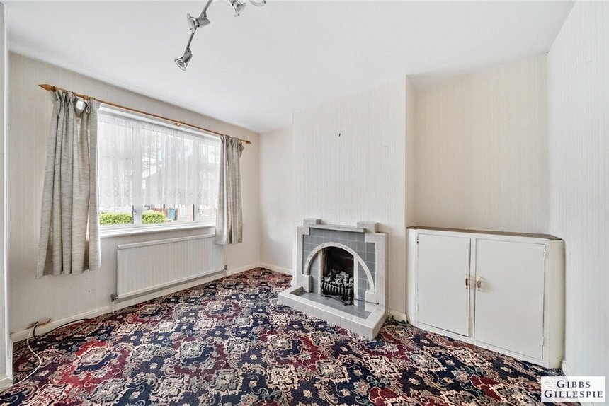 under offer windsor road london 34563 - Gibbs Gillespie