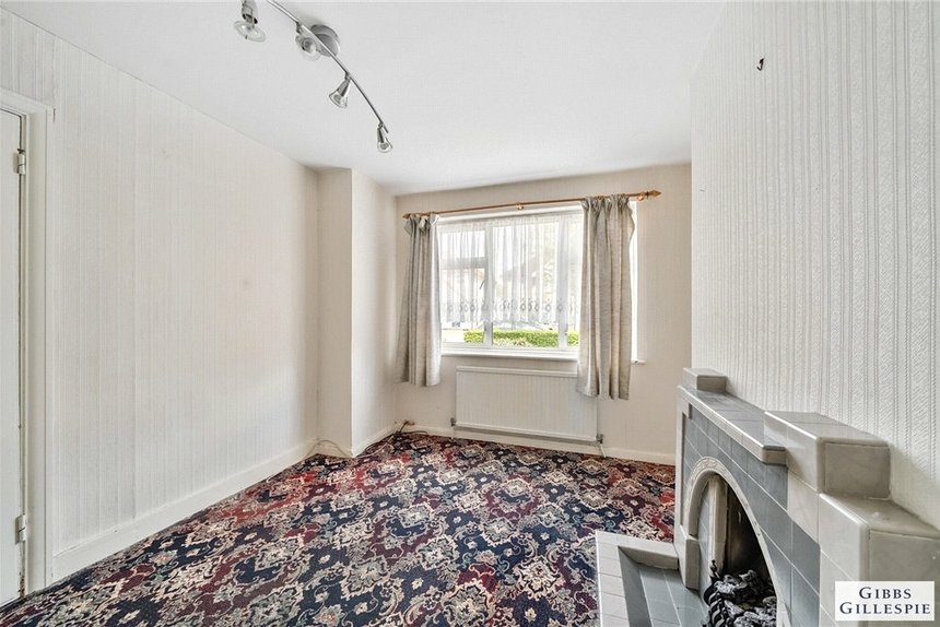 under offer windsor road london 34563 - Gibbs Gillespie