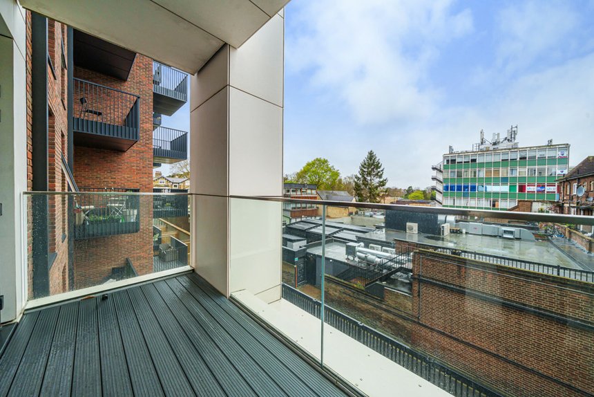 for sale bogart house london 34577 - Gibbs Gillespie