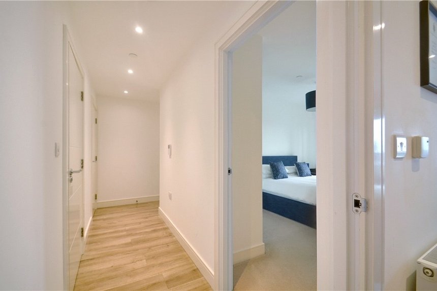 under offer trafalgar house london 34580 - Gibbs Gillespie