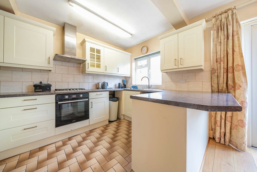 for sale eversley crescent london 34588 - Gibbs Gillespie