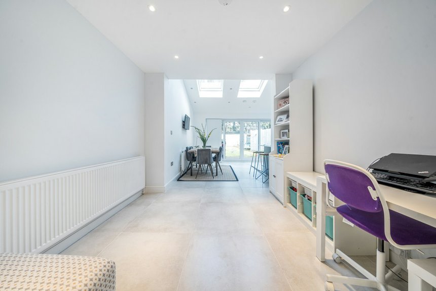 for sale pavilion way london 34603 - Gibbs Gillespie