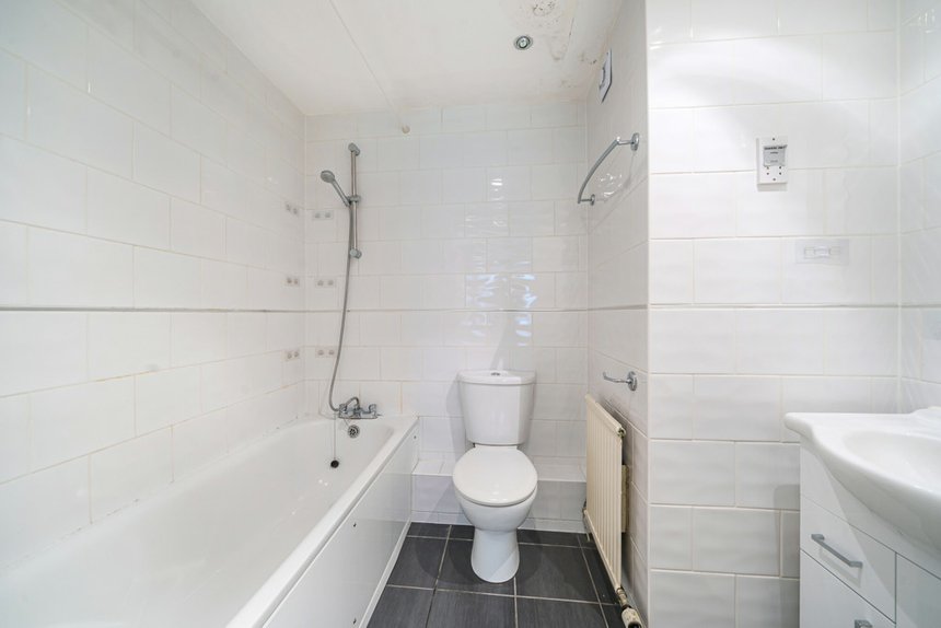 sold anthus mews london 34604 - Gibbs Gillespie